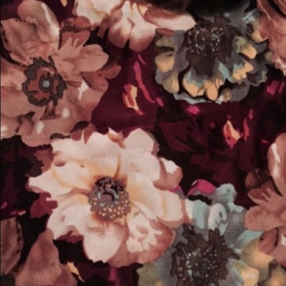 ✨💖 Burgundy floral dress - Picture 2 of 3